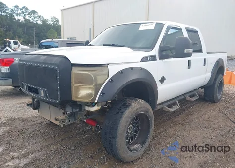 2015 Ford F-250 Xl z USA, uszkodzony, nr VIN 1FT7W2B67FED03699
